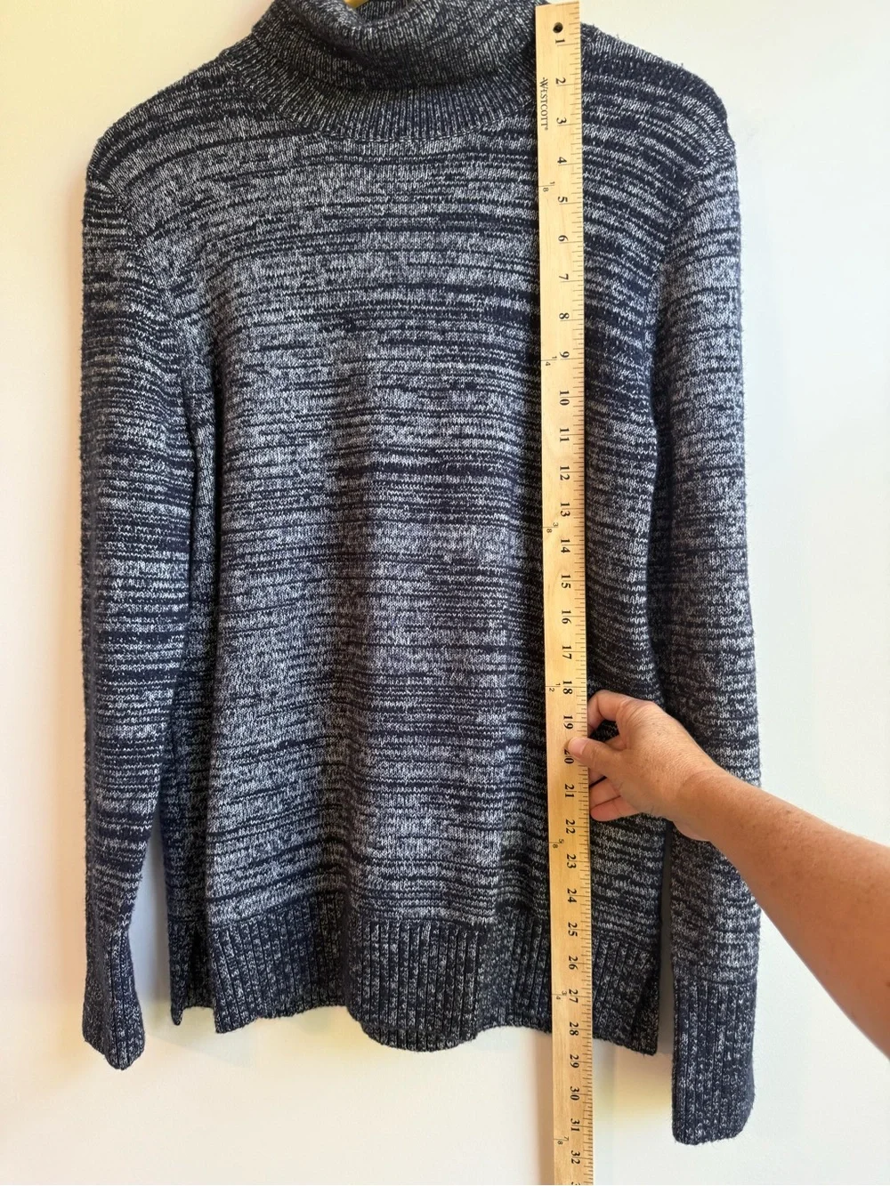 J. Crew Men's Navy Blue and Gray Marled Turtleneck Sweater